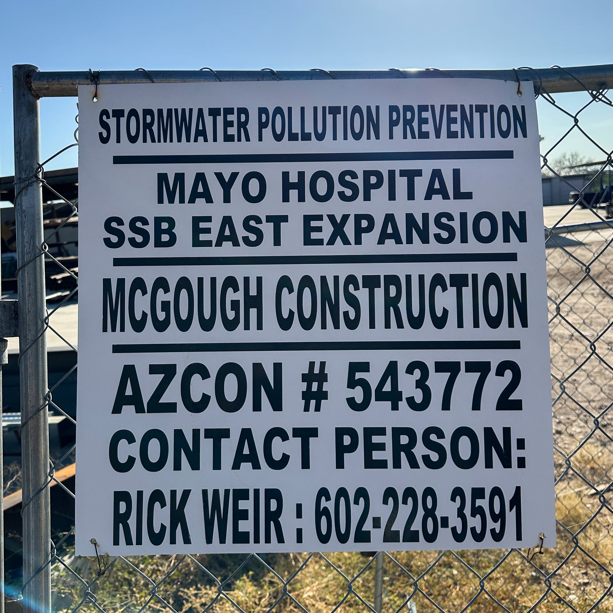 Custom Fence Signs For Businesses (Hard Plastic or Aluminium) – US Decals